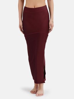 G Heist - Women Burgundy Solid Saree Shapewear