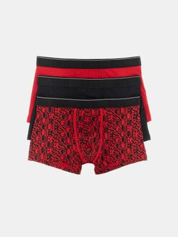 Guess - Men Red Typography Regular Fit Trunk (Pack of 3)
