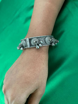 Digital Dress Room - Ghungroo Design Oxidised Bangle- Kada