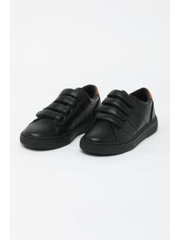 Snitch - Men Black Sneakers