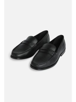 Snitch - Men Black Loafers