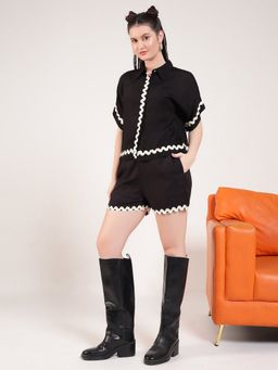 Deebaco - Women Black Rayon Solid Shirt with Shorts