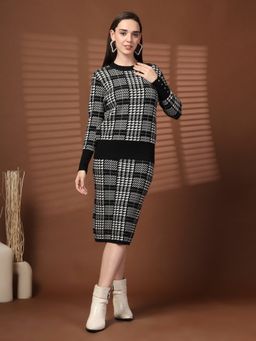 Juelle - Women Black Wool Checks Top with Skirt