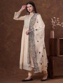 FASHOR - Thread Work A-Line Pleated Kurta With Pant And Organza Dupatta - Cream