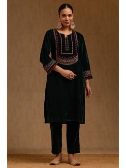 Soch - Womens Green Velvet Embroidered Kurta With Pant Zari