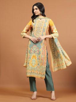 MEENA BAZAAR - Women Green Muslin Floral Kurta with Pant and Dupatta