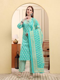 Yufta - Women Green Cotton Floral Kurta with Pant and Dupatta
