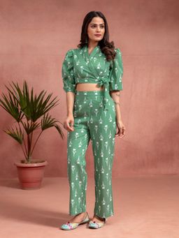 Kasya - Women Green Cotton Floral Crop Co-Ord Set