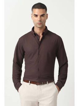 Van Heusen - Men Brown Slim Fit Solid Full Sleeves Formal Shirt