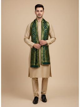 MUFFLY - Men's Green Banarasi designer Bandhej Gharchola Silk Dupatta