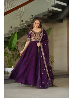 Wedani - Purple Embroidered Regular Anarkali Kurta Pant with Dupatta