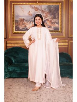 Fibre world - Pink Embellished/Sequined Regular Kurta Pant with Dupatta