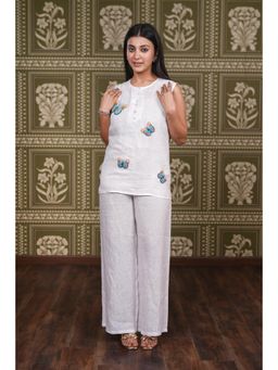 Fibre world - White Self Design Regular Top & Pant