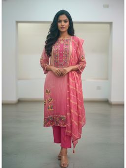 PIRRA DESIGN - Pink Printed Regular Kurta Pant with Dupatta