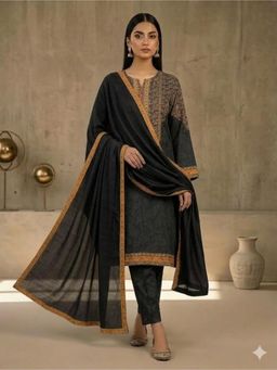 PIRRA DESIGN - Black Paisley Regular Kurta Pant with Dupatta