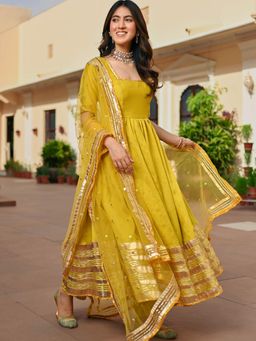 Lavanya The Label - Green Solid/Plain Regular Anarkali Kurta Pant with Dupatta
