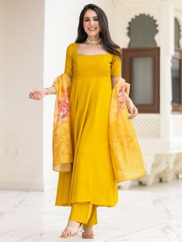 Lavanya The Label - Yellow Solid/Plain Relaxed Anarkali Kurta Pant with Dupatta