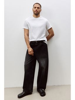 H&M - Men White Regular Fit T-Shirt