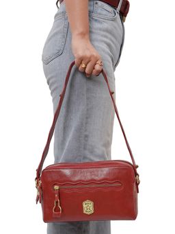Hidesign - Women Red Oklahoma 02 Casual Sling Bag (M)