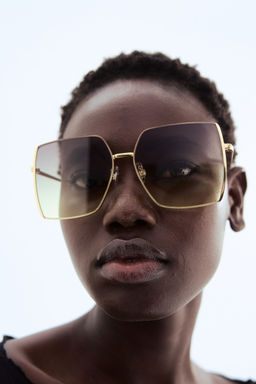 H&M - Women Green Square Sunglasses