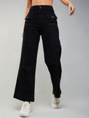 Black color option, Currently selected