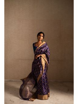 PRIYANKA RAAJIV - Enya Purple Mughal Jaal Silk Chanderi Saree with Unstitched Blouse