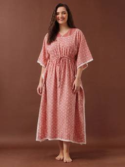 Clovia - Cotton Floral Printed Long Kaftan in Pink