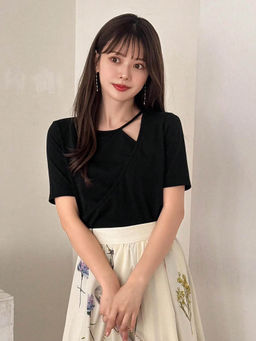 KOTTY - Womens Solid Half Sleeve Regular Fit Ink Black Top