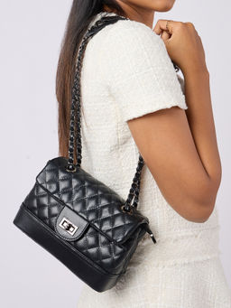 Twenty Dresses by Nykaa Fashion - Black Quilted Rectangular Adjustable Sling Strap Shoulder Bag