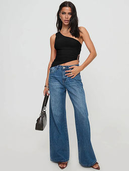 Outzidr - Black One Shoulder Asymmetric Buckle Top