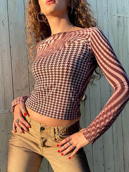 Outzidr - Brown Printed Fitted Top