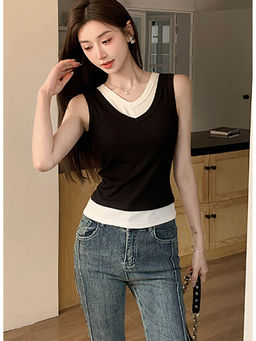 Outzidr - Black Twofer Look Tank Top