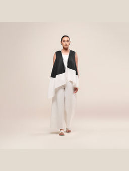 AMPM - Oren Black Solid Capes Jacket