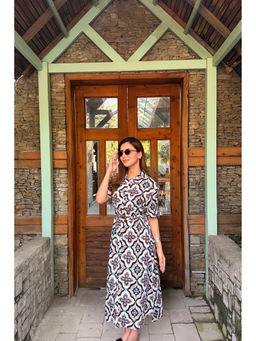 HOUSE OF SAL - White Printed Maxi Dress