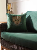 Green color option, Sold out, Currently selected