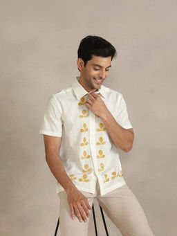 Fabindia - Men White Printed Casual Shirt