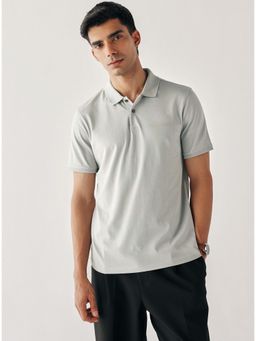 Andamen - Men Grey Solid Casual Polo T-Shirt