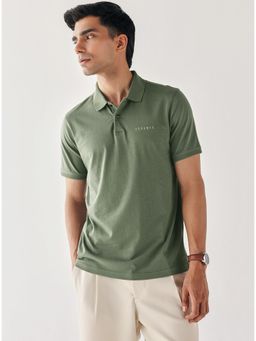 Andamen - Men Green Solid Casual Polo T-Shirt