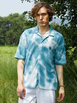 Campus Sutra - Men Daisy White and Sky Blue Tie-Dye Waffle Oversized Shirt