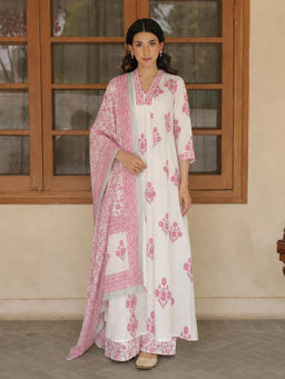 Aaghnya - White Floral Cotton Blend Kurta and Pant with Dupatta