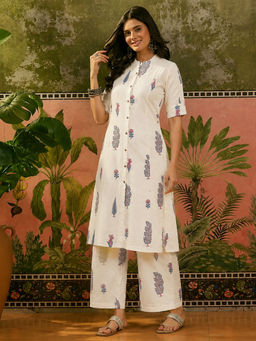 Aaghnya - Cream Floral Viscose Rayon Regular Kurta and Pant
