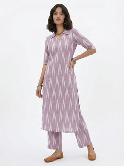 Aaghnya - Pink Printed Viscose Rayon Regular Kurta and Pant