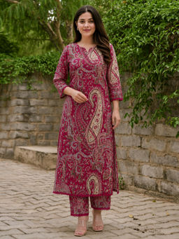 Aaghnya - Pink Paisley Viscose Rayon Regular Kurta and Palazzo