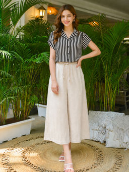 Aaghnya - White Stripes Viscose Rayon Regular Shirt