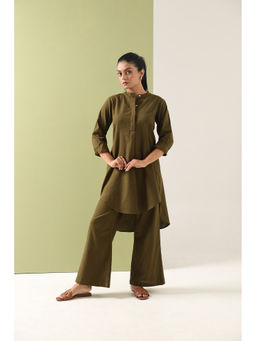Sugnaa - Olive Solid Cotton Regular Kurta