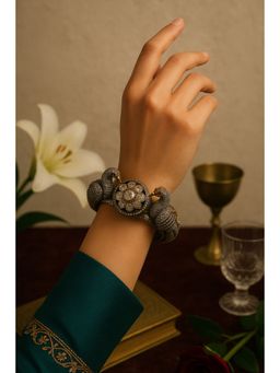 Kare Kraft - White Regal Swan Kundan Heritage Bangle