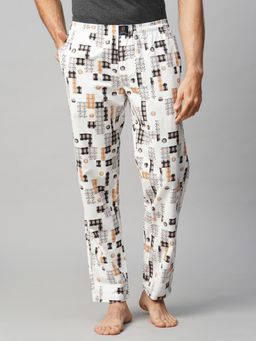 Urban Scottish - Men White Regular Fit Cotton Mid Rise Printed Pyjama