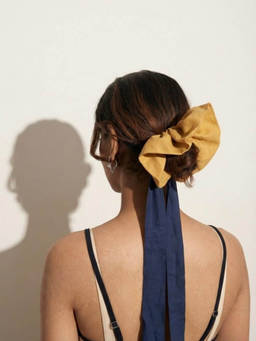 Doodlage - Beige Joy Scrunchie