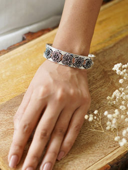 Teejh - Dani Silver Oxidised Bracelet Cuff for Women