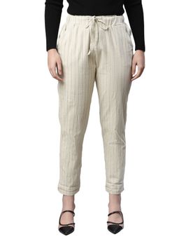 Global Republic - Women 2-pocket Off White Printed Mid Rise Tapered Lower